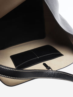 Black belted grained leather tote Tote Bags Toteme 