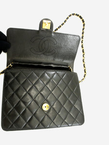 Chanel Black vintage 1997 lambskin shoulder bag