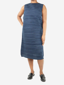 Pleats Please Blue sleeveless oversized pleated tunic - size