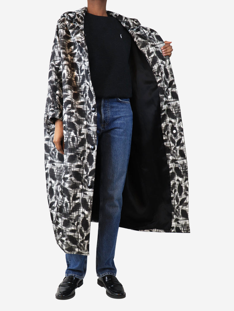 Black and white Re-Nylon printed raincoat - size UK 4 Coats & Jackets Prada 
