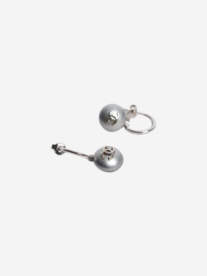 Silver Coco Mark 99P earrings Earrings Chanel 