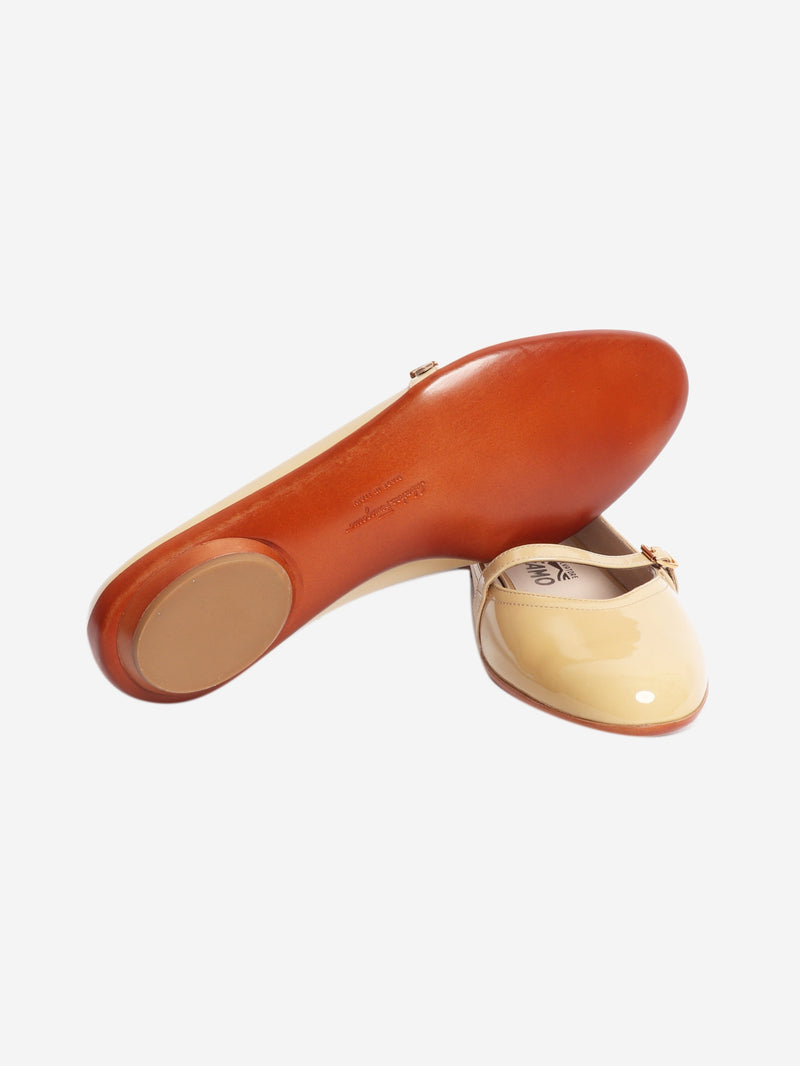 Beige Audrey patent flats - size EU 39.5 Flat Shoes Salvatore Ferragamo 