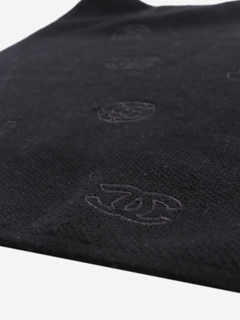 Black cashmere scarf Scarves Chanel 