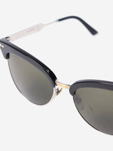 Gucci Black and silver rectangular sunglasses