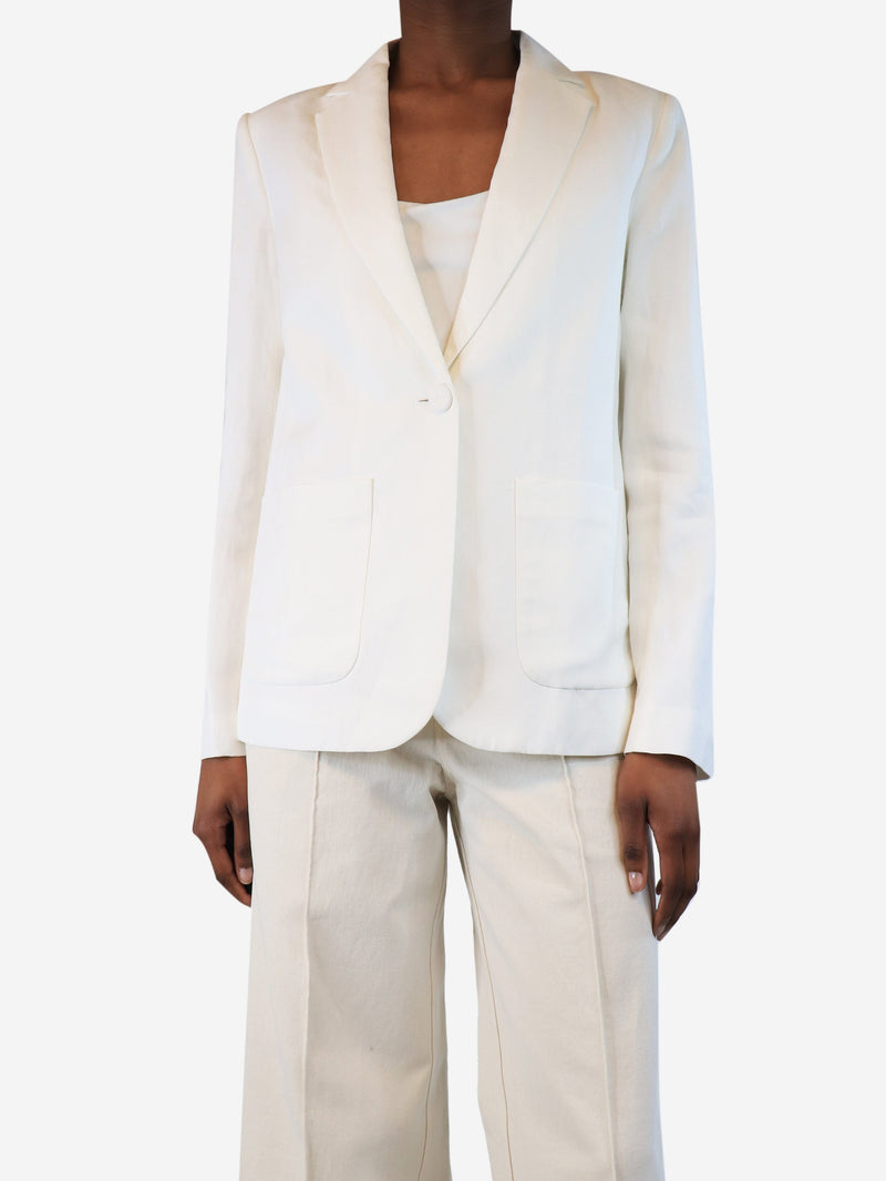 single breasted blazer