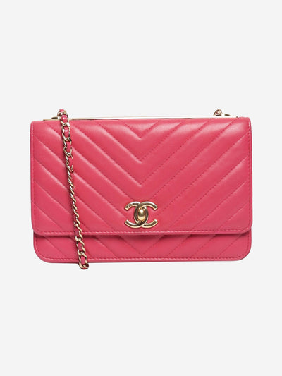 Pink 2018 lambskin chevron-quilted Wallet on Chain Cross-body bags Chanel 