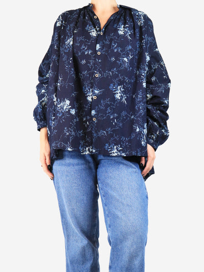 Navy blue floral shirt - size M Tops 45 RPM 