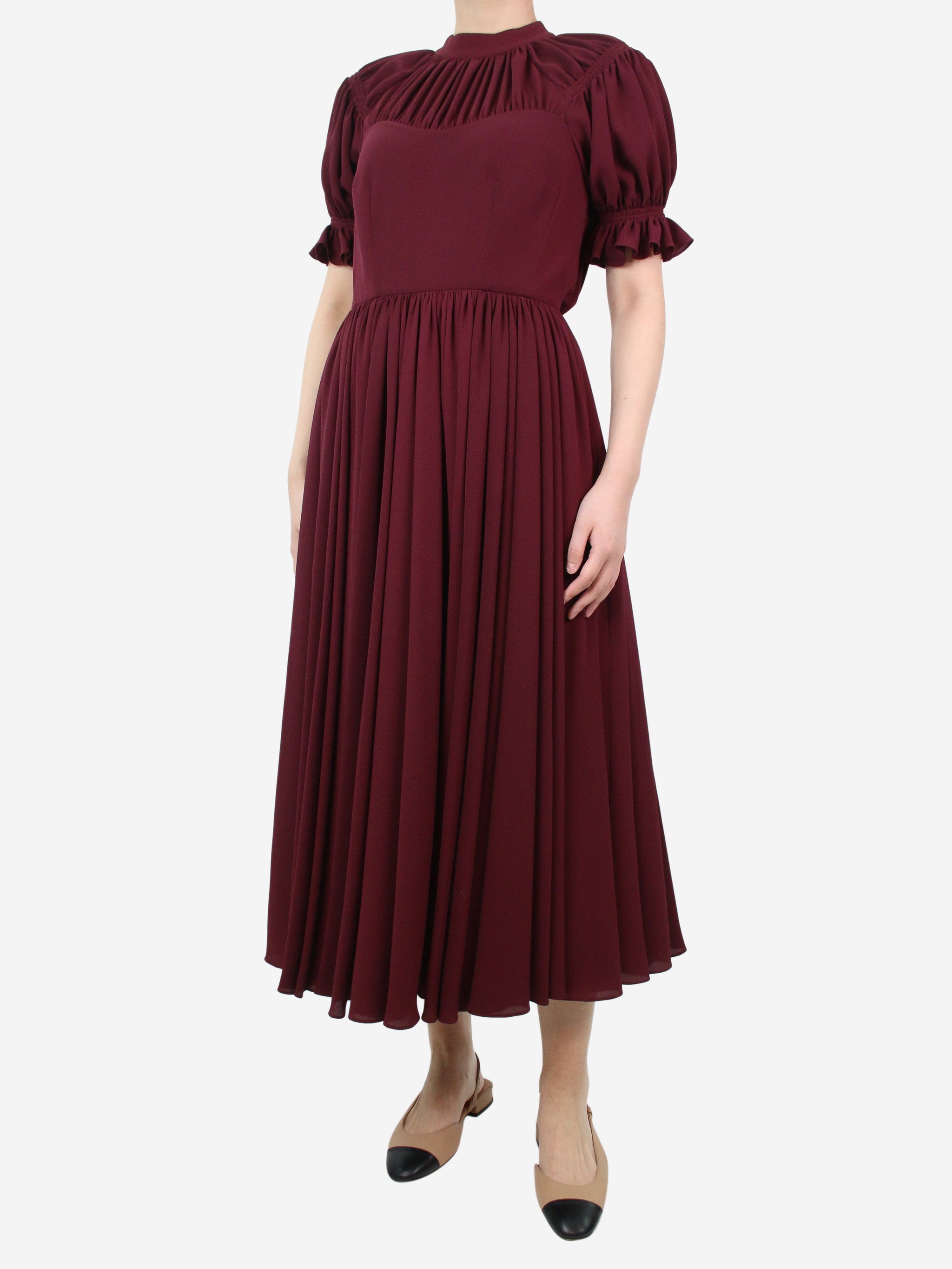 Emilia Wickstead pre-owned burgundy short-sleeved gathered midi dress - size UK 10 | Sign of the Times Emilia Wickstead pre-owned burgundy short-sleeved gathered midi dress - size UK 10 | Sign of the Times