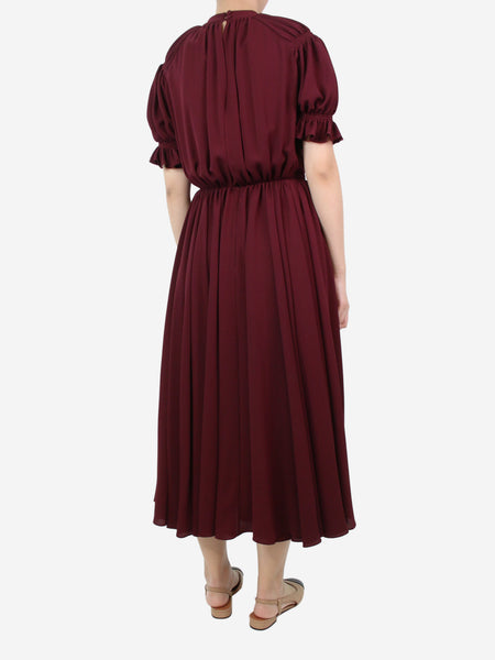Burgundy short-sleeved gathered midi dress - size UK 10 alternate image