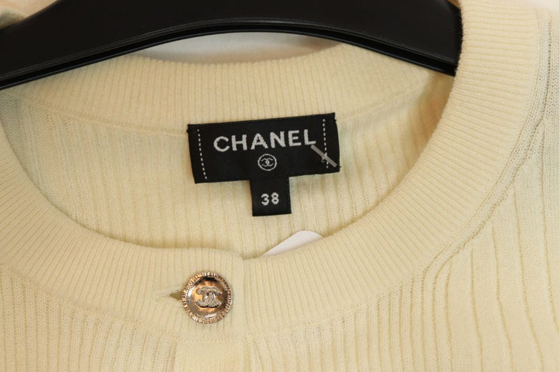 Cream ribbed fish motif cardigan - size UK 10 Knitwear Chanel 