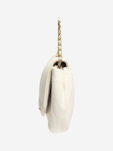 Chanel Ivory 2019 puffy lambskin bag