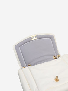 Chanel Ivory 2019 puffy lambskin bag