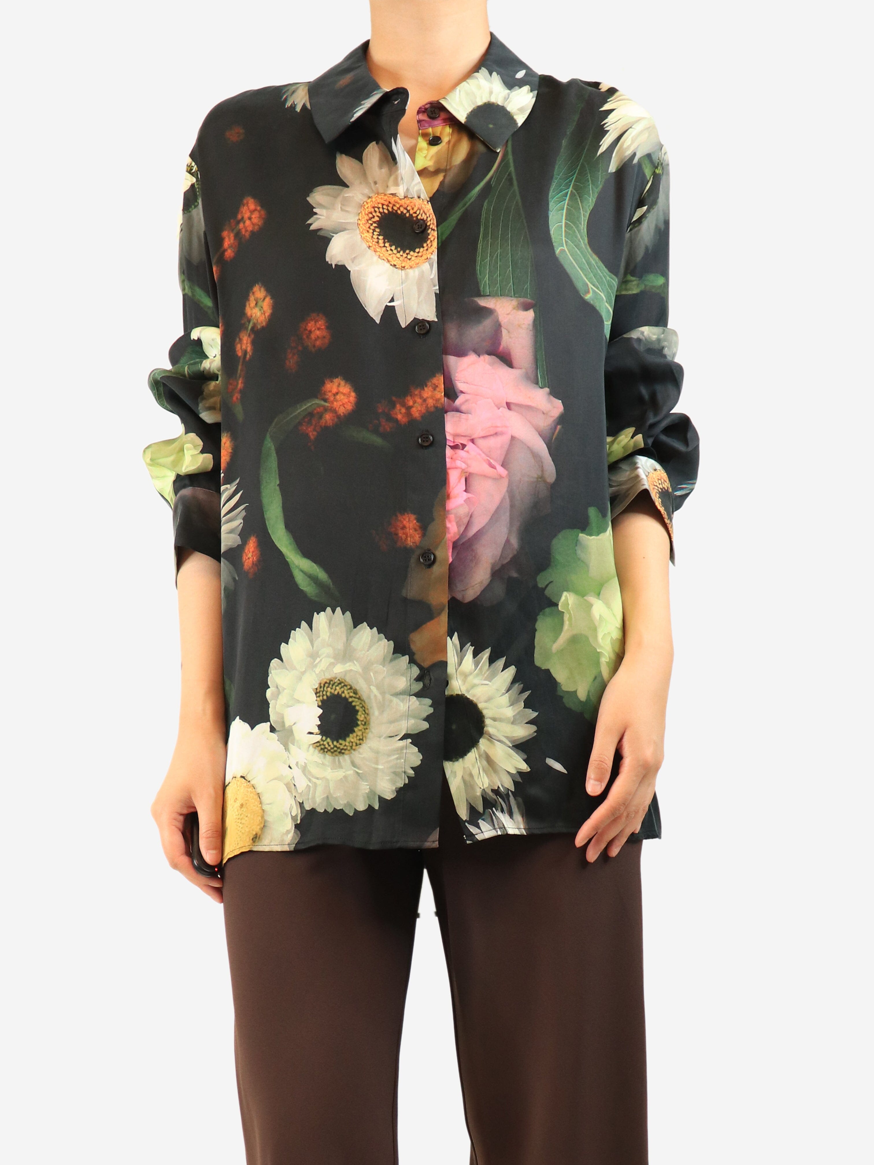 Black floral printed shirt - size XL Tops Stine Goya 