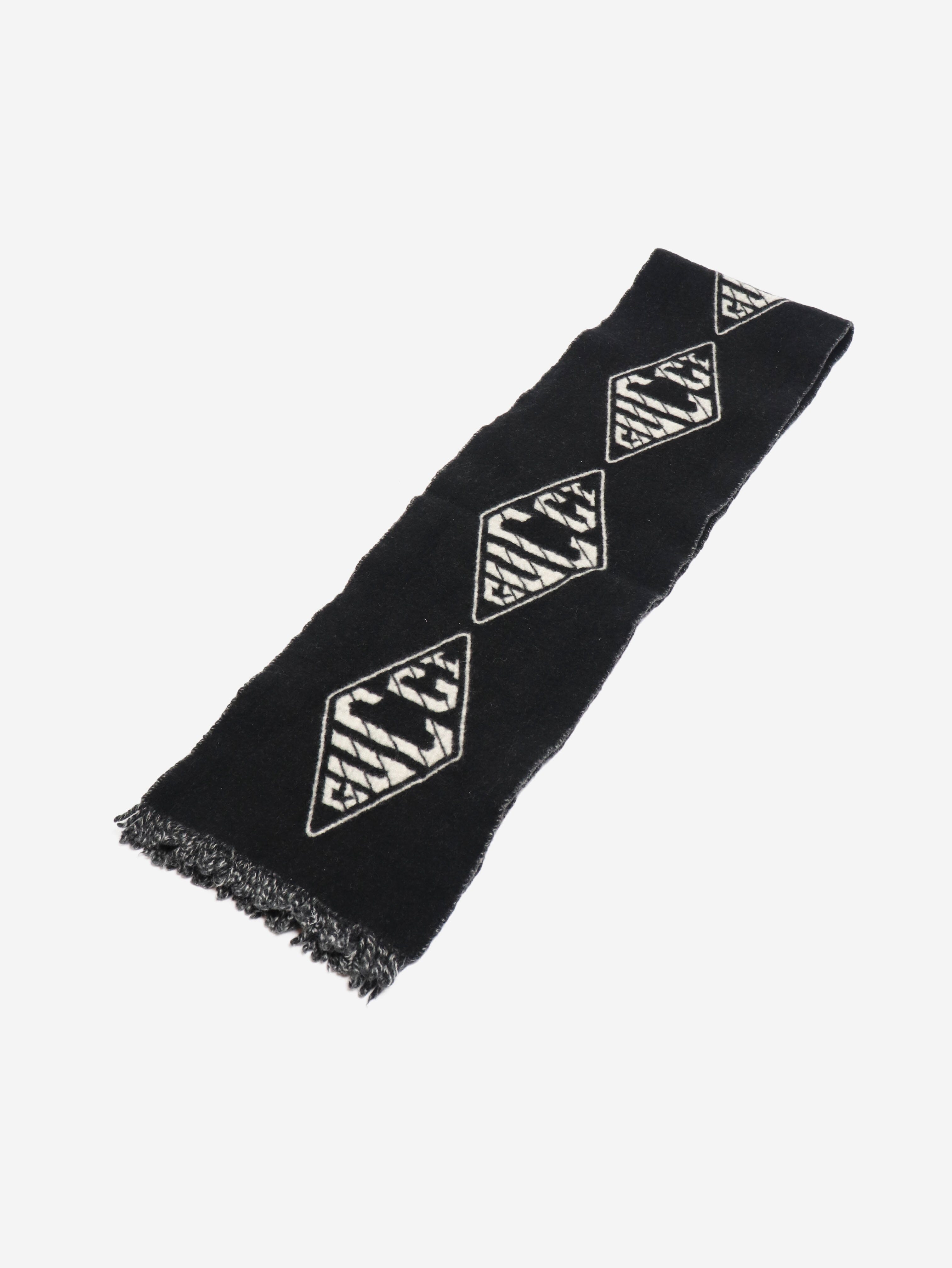 Black diamond logo fringe scarf Scarves Gucci 