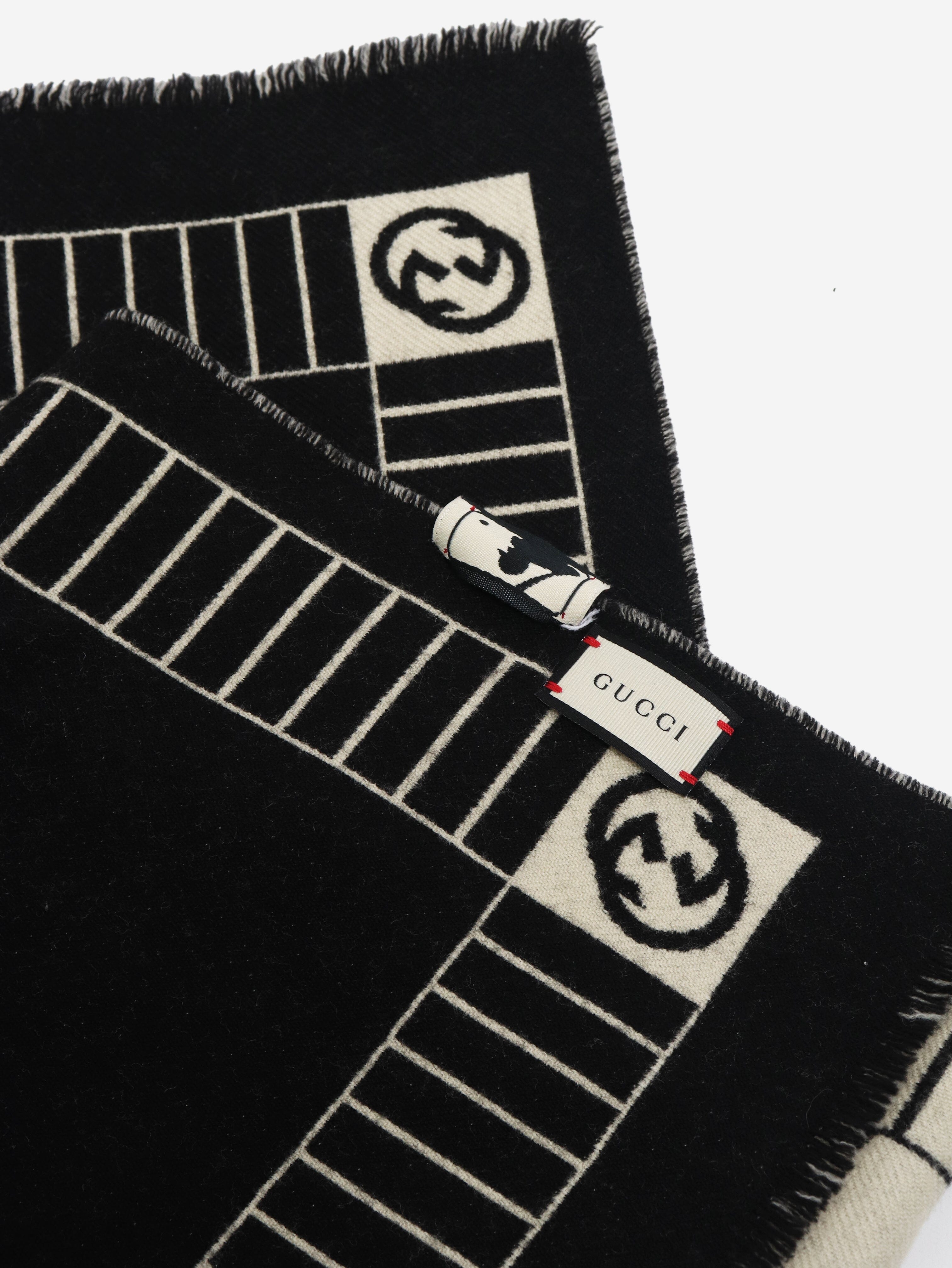 Black and ivory FW18 MLB New York Yankees scarf Scarves Gucci 