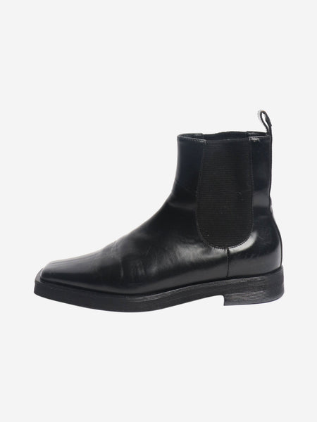 Black Chelsea leather ankle boots - size EU 38 product image