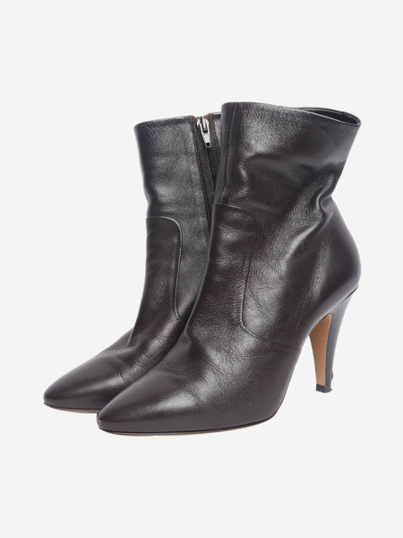 Brown ankle boots - size UK 4.5 alternate image