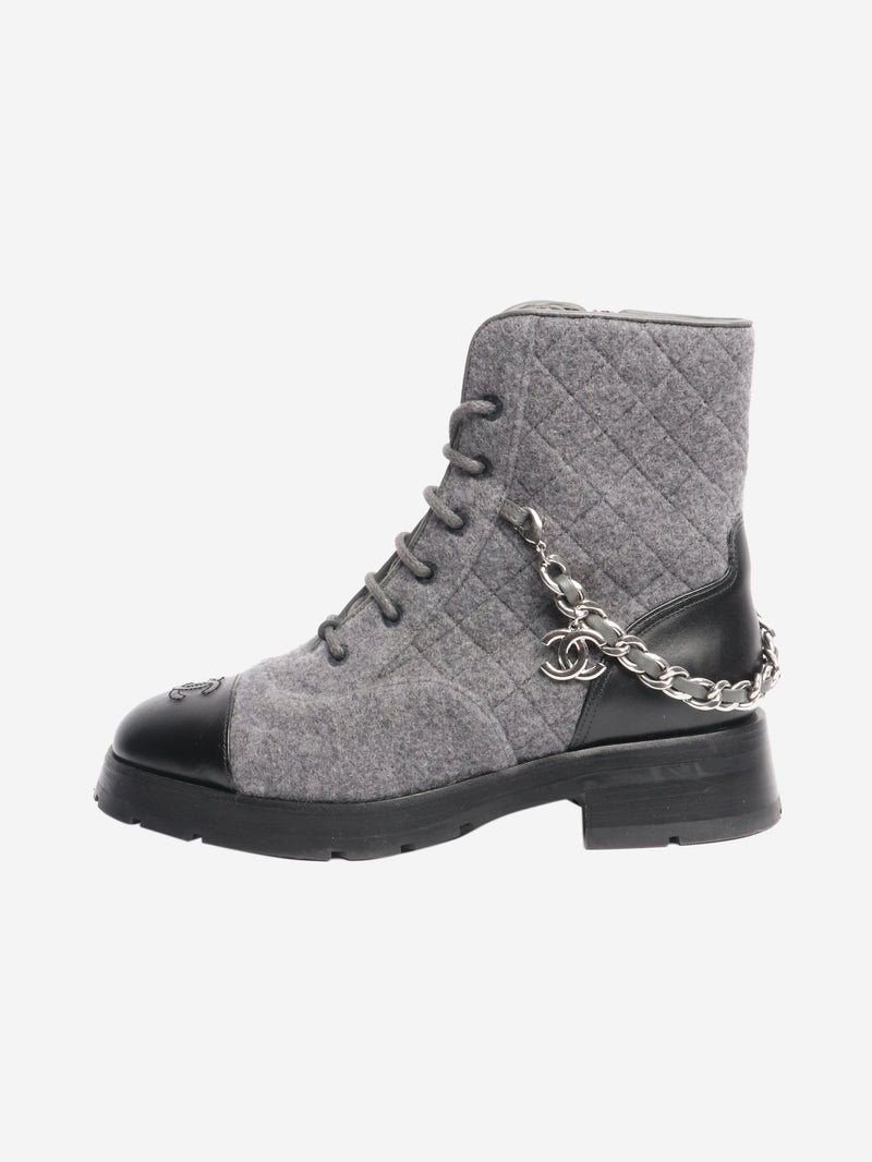 Black and grey quilted chain combat boots - size EU 38.5 Boots Chanel 