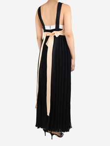 Chloe Black sleeveless silk maxi pleated dress - size UK 10