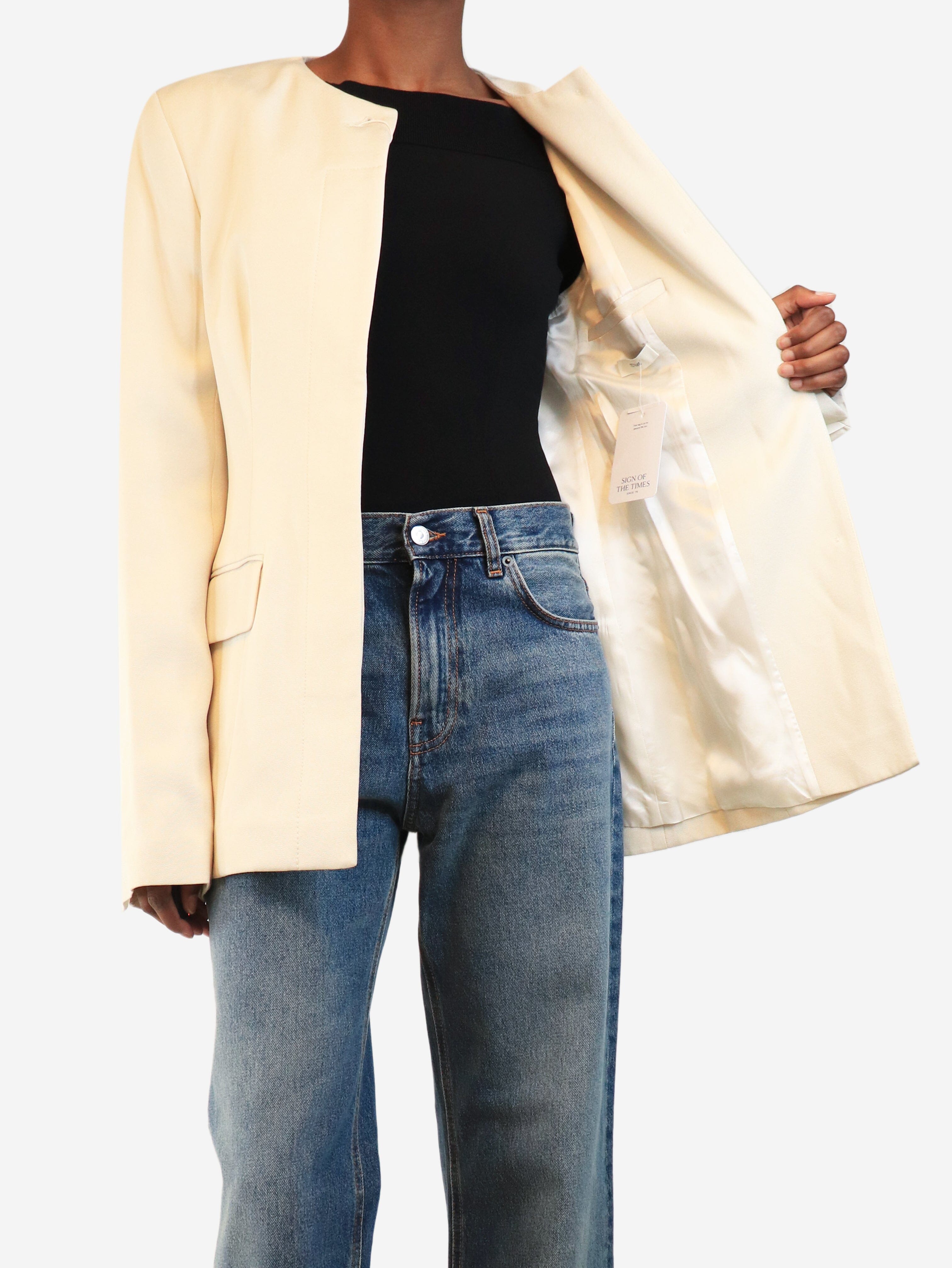 Cream collarless cinched jacket - size UK 6 Coats & Jackets Toteme 