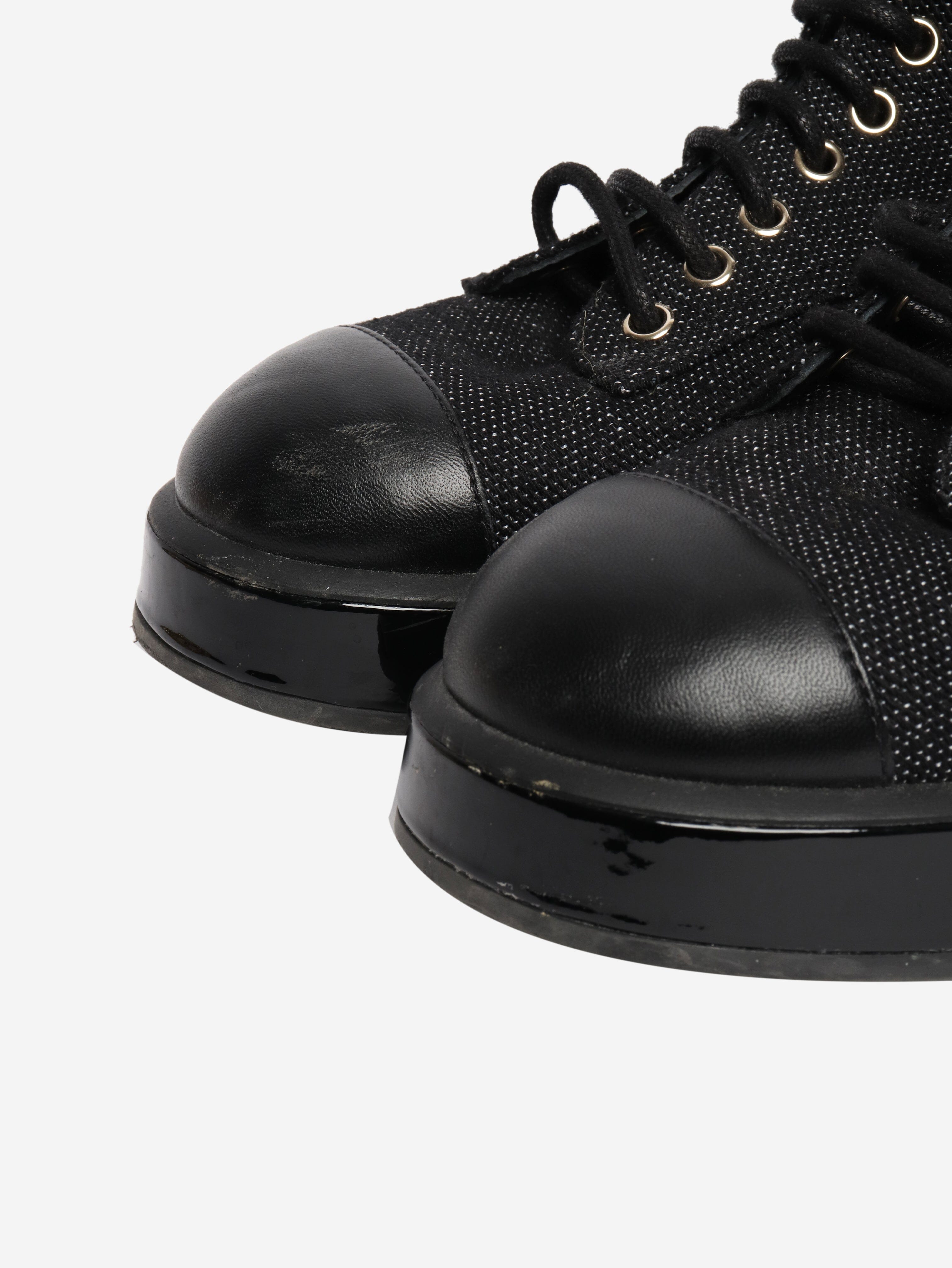 Black contrast-panel biker boots - size EU 38.5 Boots Chanel 