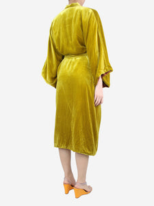 Unbranded Mustard velvet belted robe - One Size