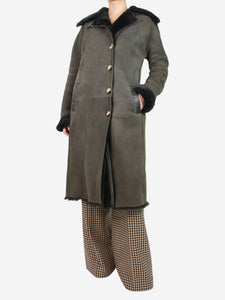 Dom Goor Khaki sheepskin midi button-up coat - size UK 14