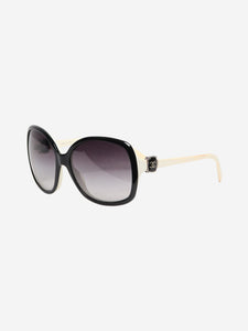 Chanel Black oversized sunglasses