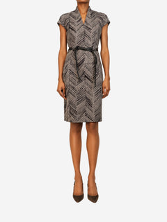 Brown chevron print belted cap-sleeve dress - size UK 6 Dresses Loro Piana 
