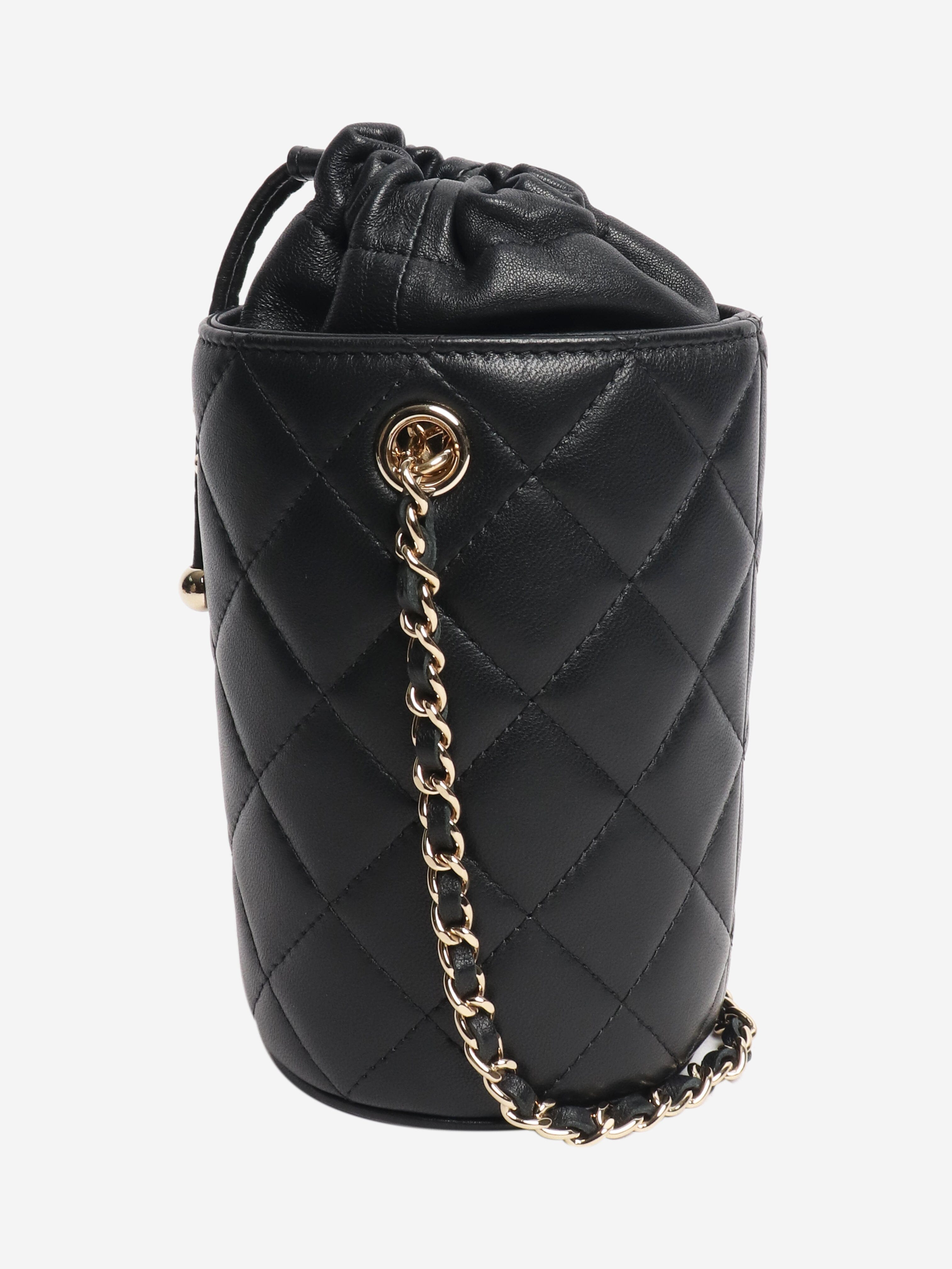 Black 2021 quilted leather bucket bag Cross-body bags Chanel 