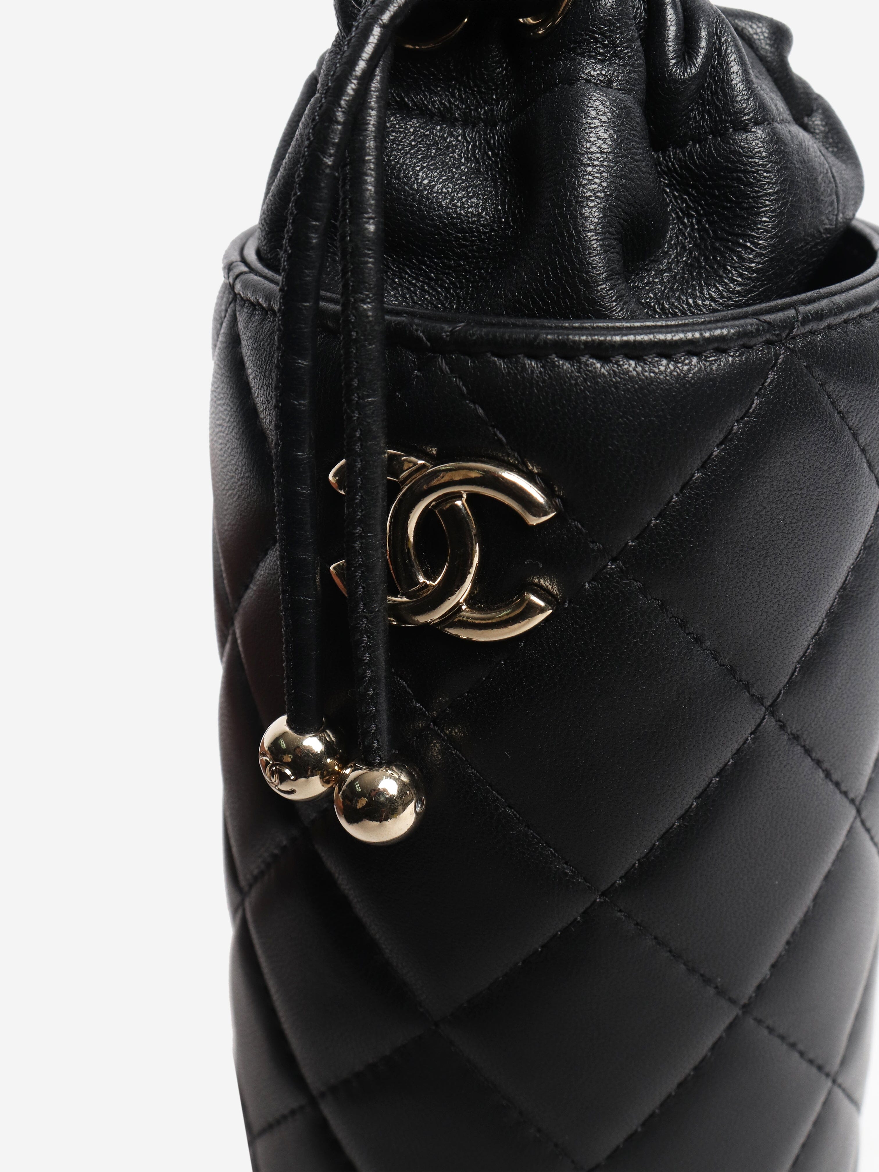 Black 2021 quilted leather bucket bag Cross-body bags Chanel 