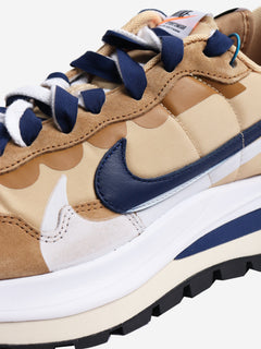 Neutral VaporWaffle trainers - size EU 41 Trainers Sacai x Nike 