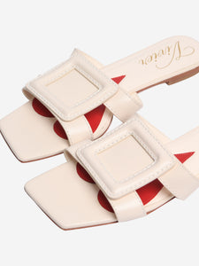 Roger Vivier Cream flat sandals - size EU 39