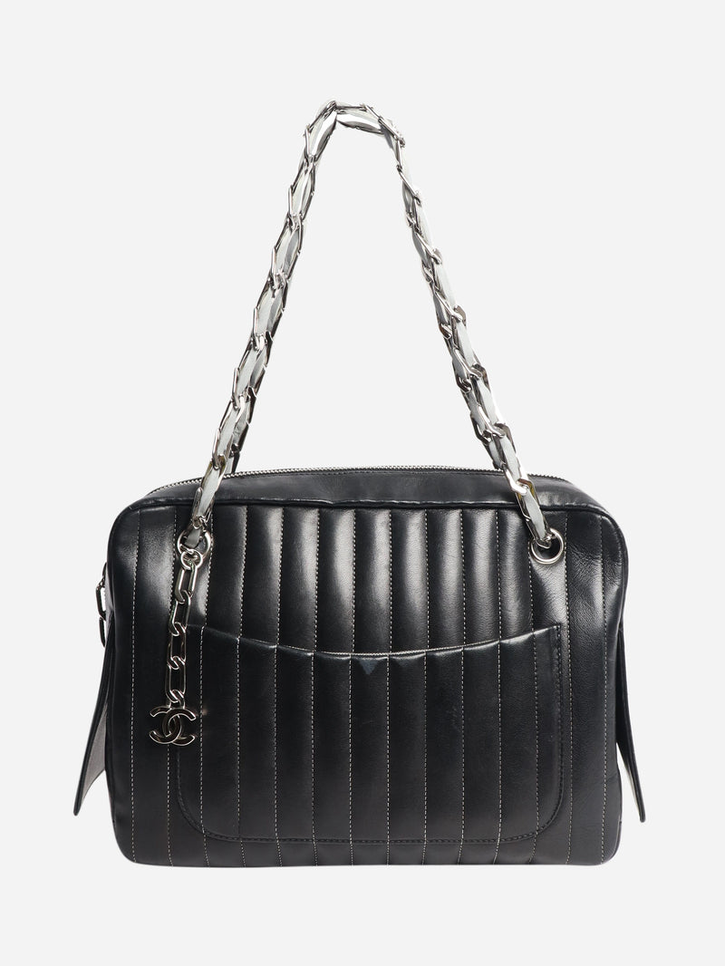Black 2005 Mademoiselle Ligne vertical quilted camera bag Shoulder bags Chanel 