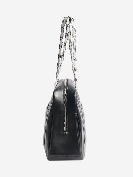 Black 2005 Mademoiselle Ligne vertical quilted camera bag alternate image