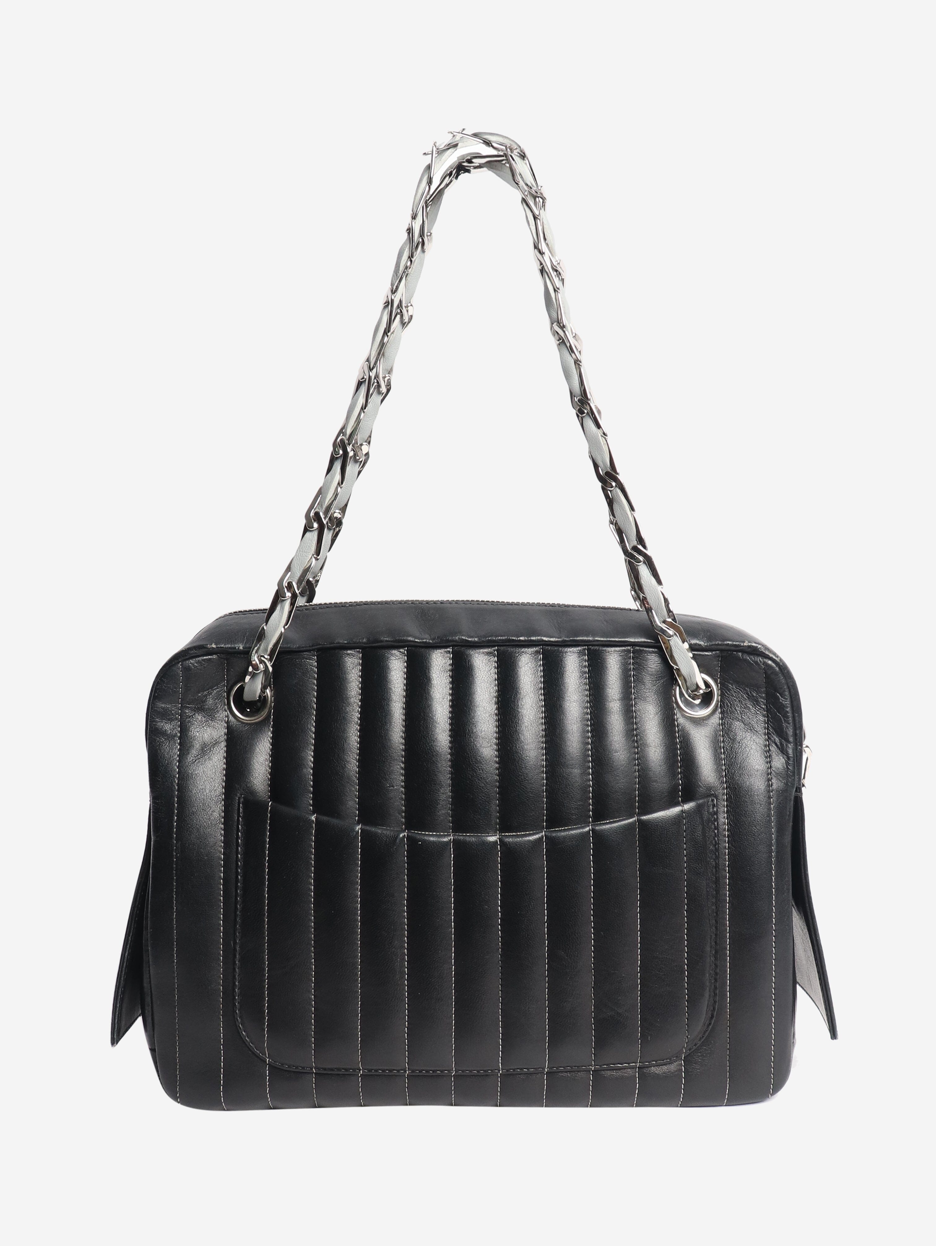 Black 2005 Mademoiselle Ligne vertical quilted camera bag Shoulder bags Chanel 