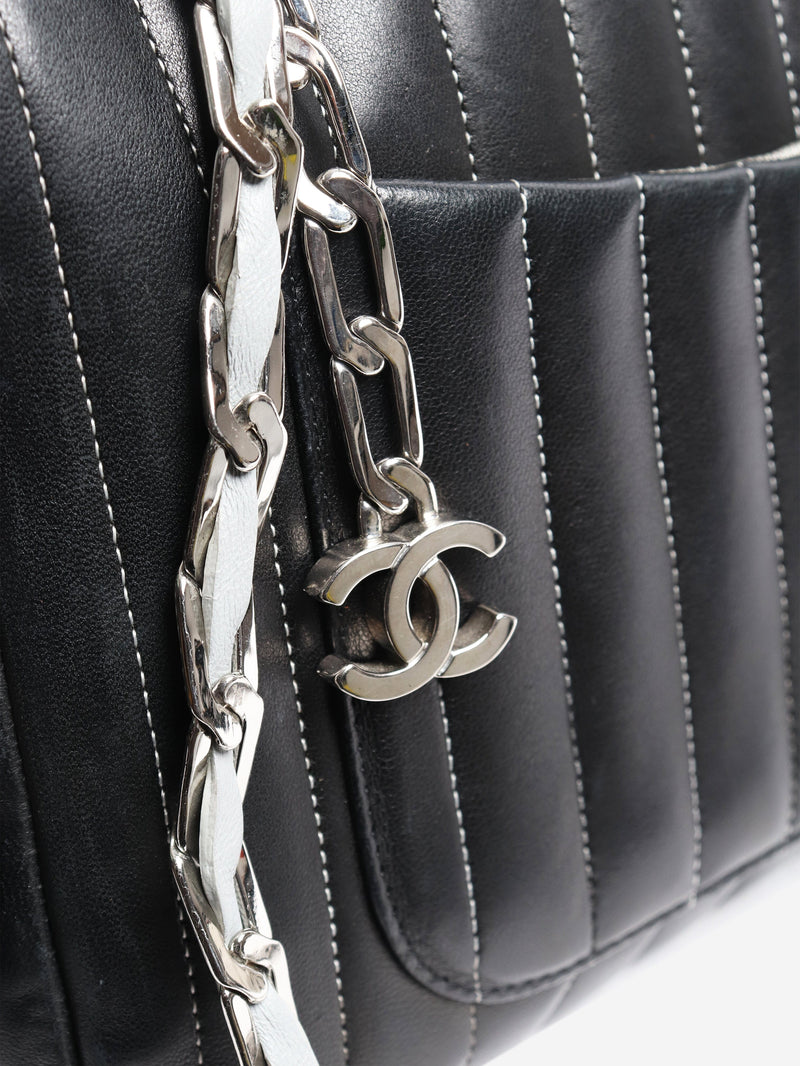 Black 2005 Mademoiselle Ligne vertical quilted camera bag Shoulder bags Chanel 