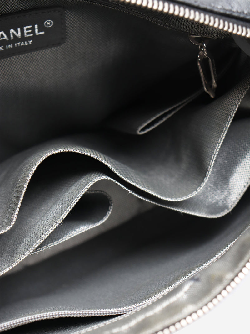 Black 2005 Mademoiselle Ligne vertical quilted camera bag Shoulder bags Chanel 