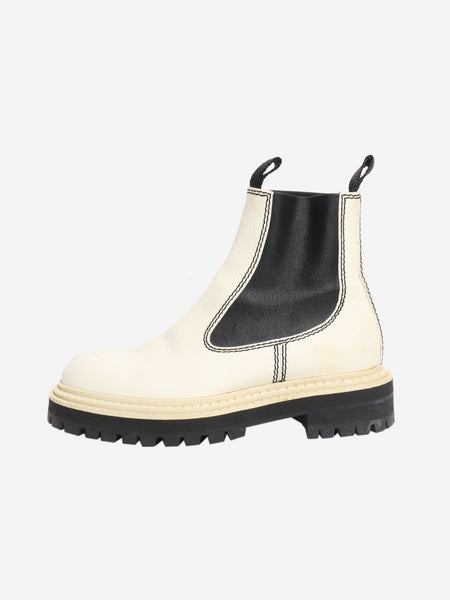 Off-white Chelsea boots - size EU 37.5 product image