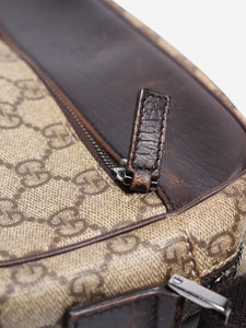 Gucci Brown GG Supreme shoulder bag