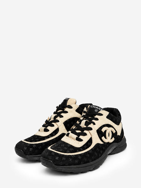 Black and beige printed CC suede trainers - size EU 40 alternate image