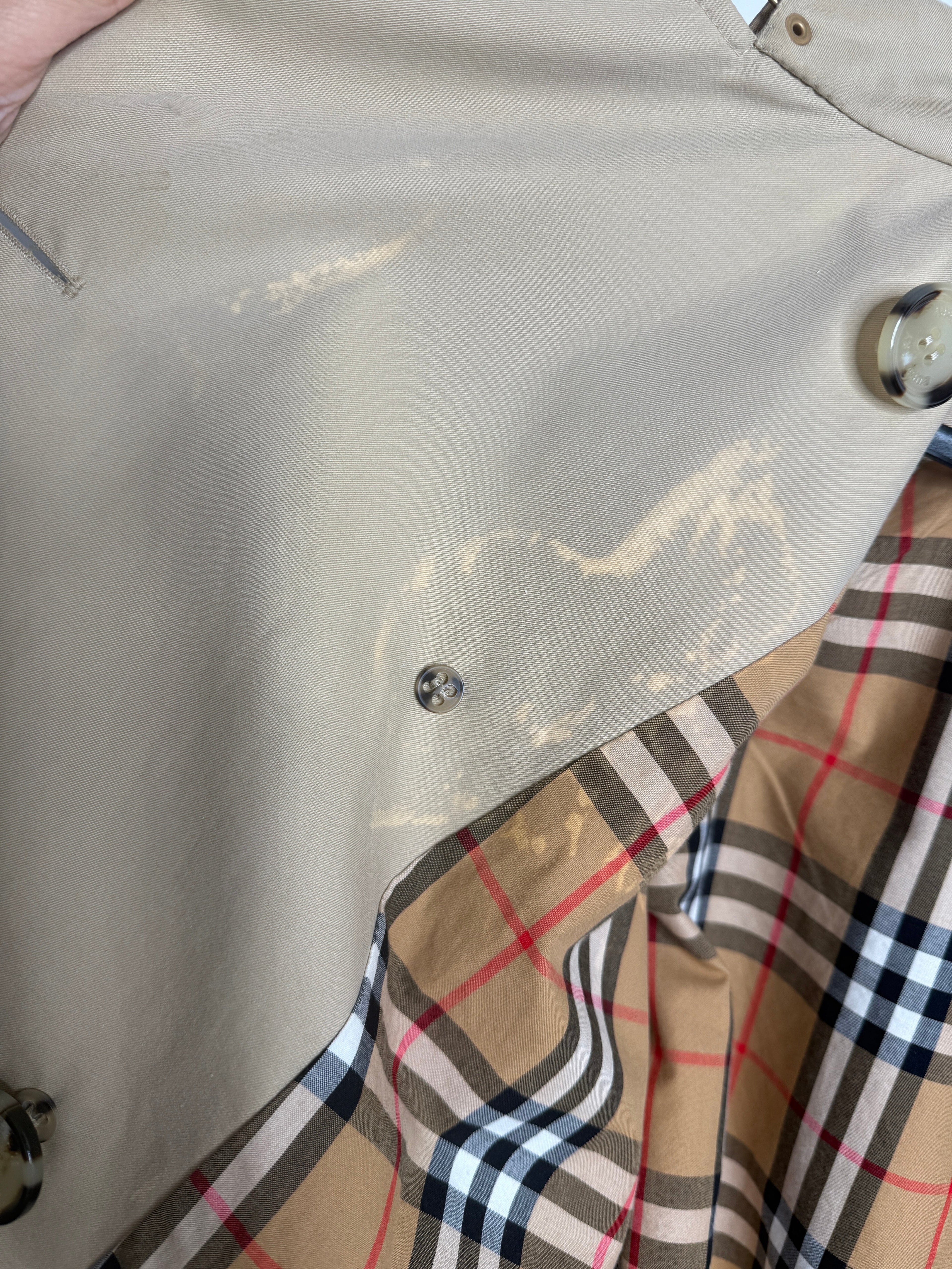 Neutral The Waterloo trench coat - size UK 6 Coats & Jackets Burberry 