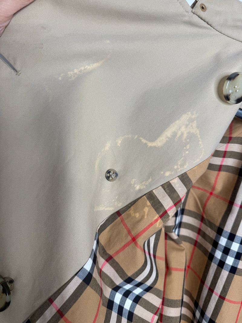 Neutral The Waterloo trench coat - size UK 6 Coats & Jackets Burberry 