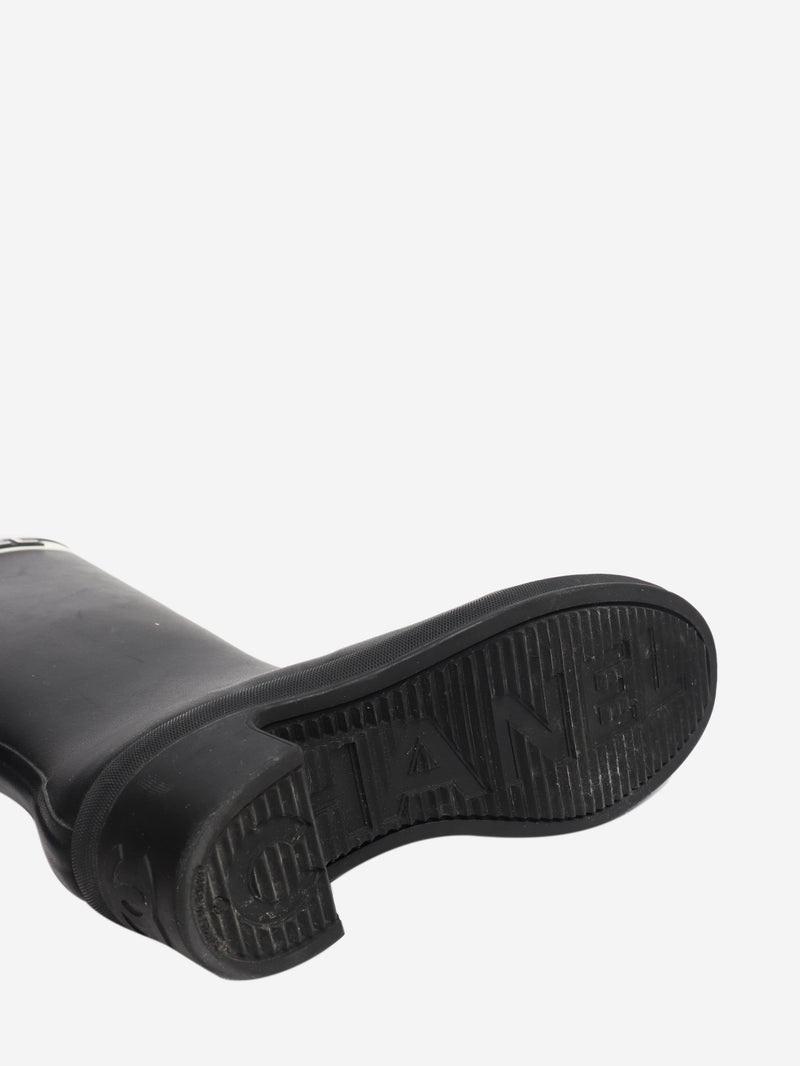 Black and white rubber logo rain boots - size EU 38 Boots Chanel 