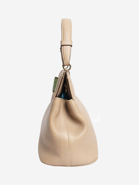 Neutral leather shoulder bag alternate image