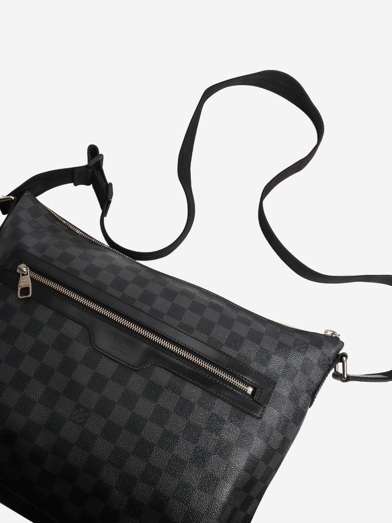 Louis Vuitton Shoulder bags - size Shoulder bags Louis Vuitton 