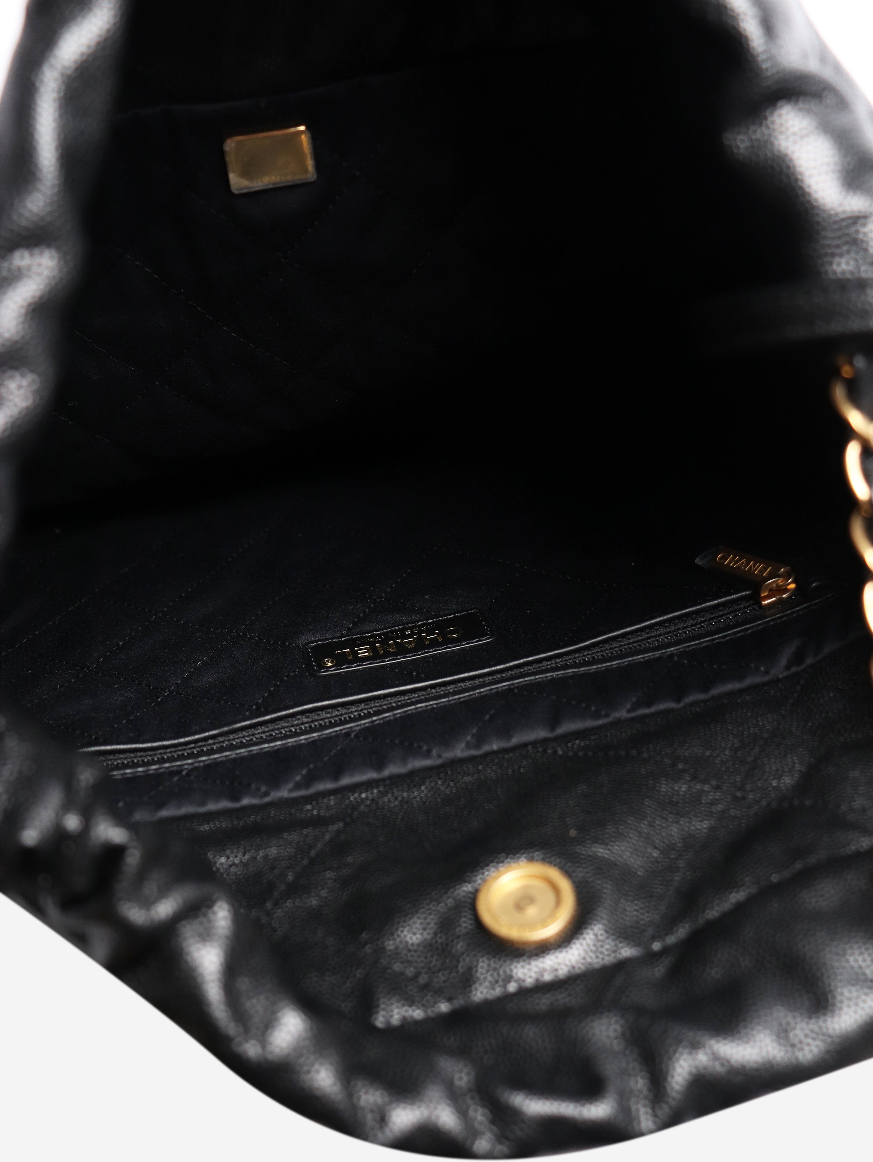 Black 22 caviar leather shoulder bag Shoulder bags Chanel 