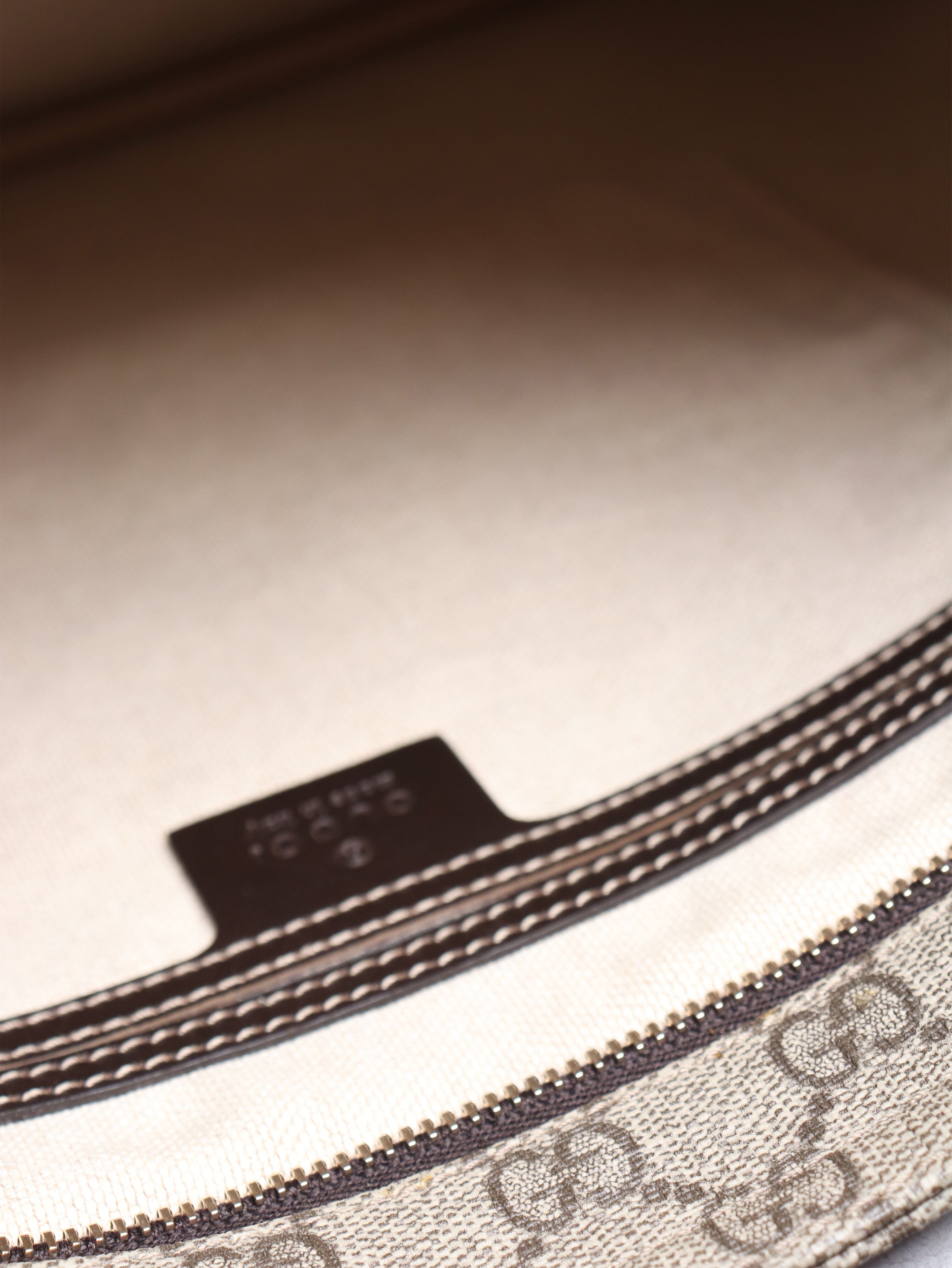 Brown GG Surpreme shoulder bag Shoulder bags Gucci 