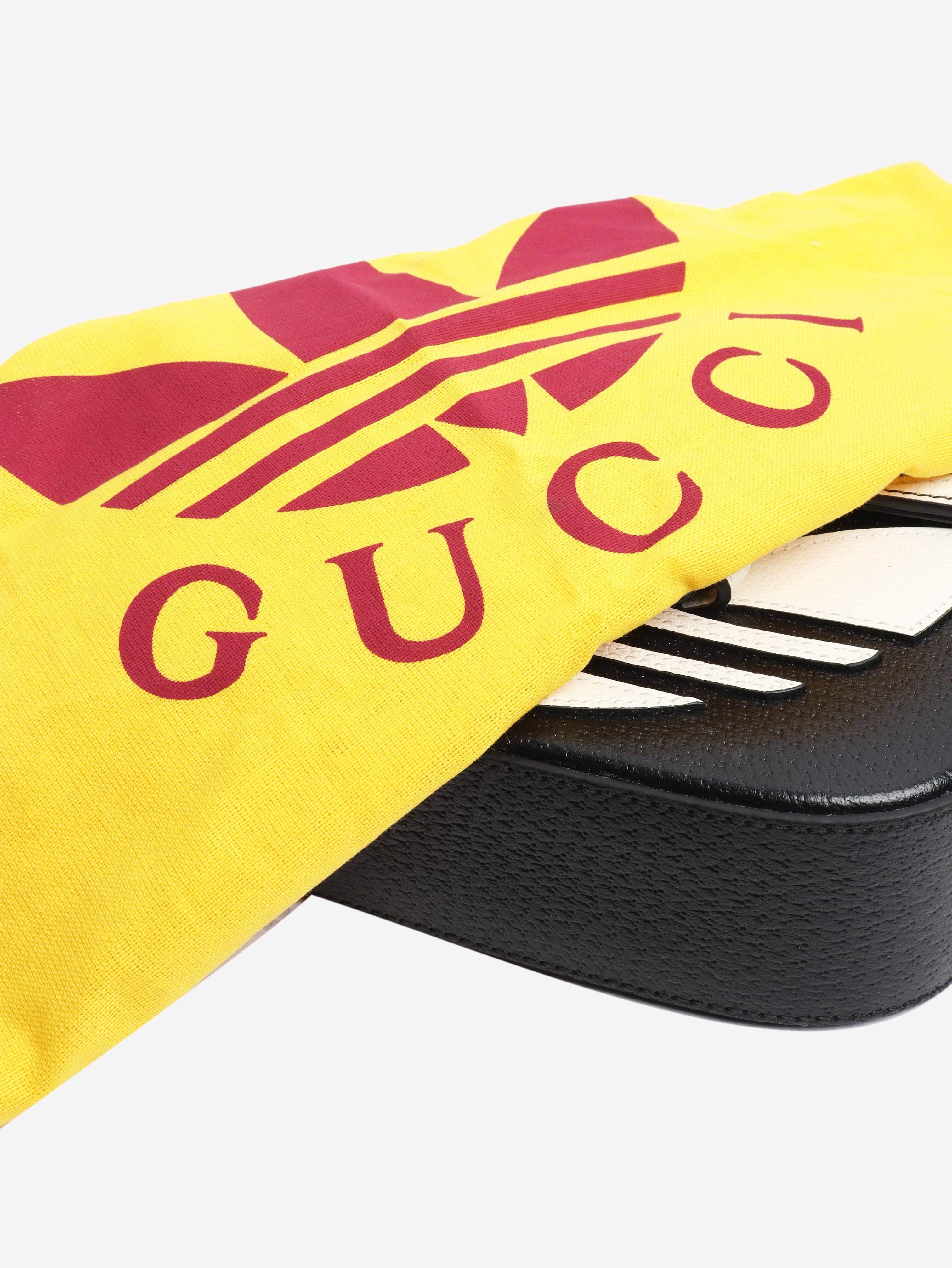 Gucci Shoulder bags - size Shoulder bags Gucci 