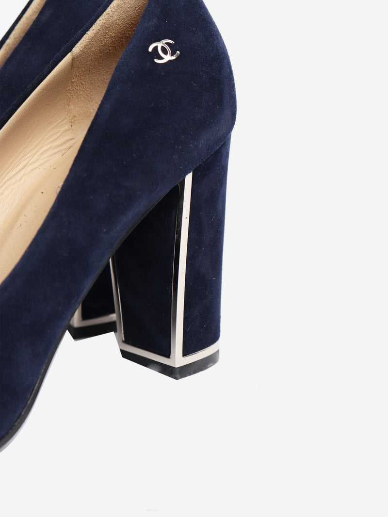 Navy suede pumps - size EU 39.5 Heels Chanel 